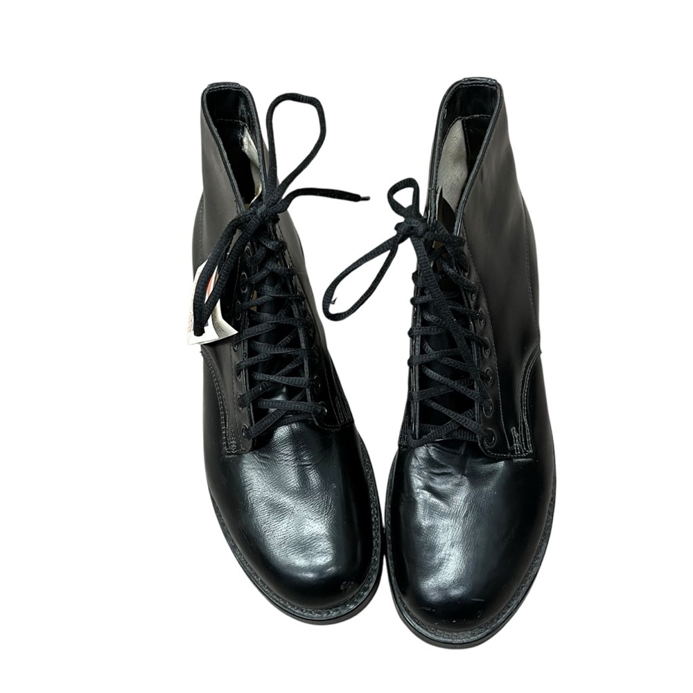 Black Leather Lace-Up Boots size 8 Vintage, brand new, never worn